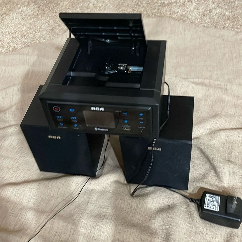 RCA MINI CD/Radio System